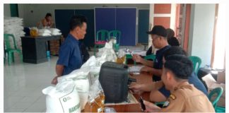 Pemerintah Desa Cintajaya Salurkan Bantuan Pangan Nasional Berupa Beras dan Minyak Goreng kepada 761 KPM